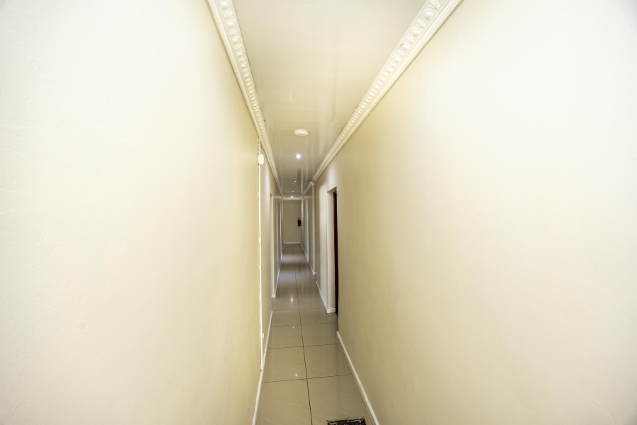 Commercial Property for Sale in Sunnyridge Eastern Cape
